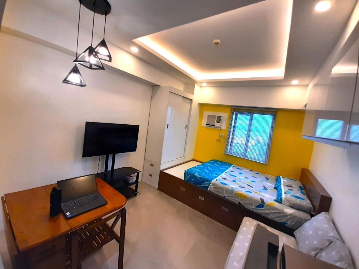 1809 Sunvida Tower Condo Across Sm City Cebu Esterno foto
